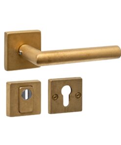 Intersteel Set achterdeurbeslag vierkant: deurkruk Jura met massieve rozetten en SKG3 veiligheidsrozetten PVD messing getrommeld 9 0011.405725 1